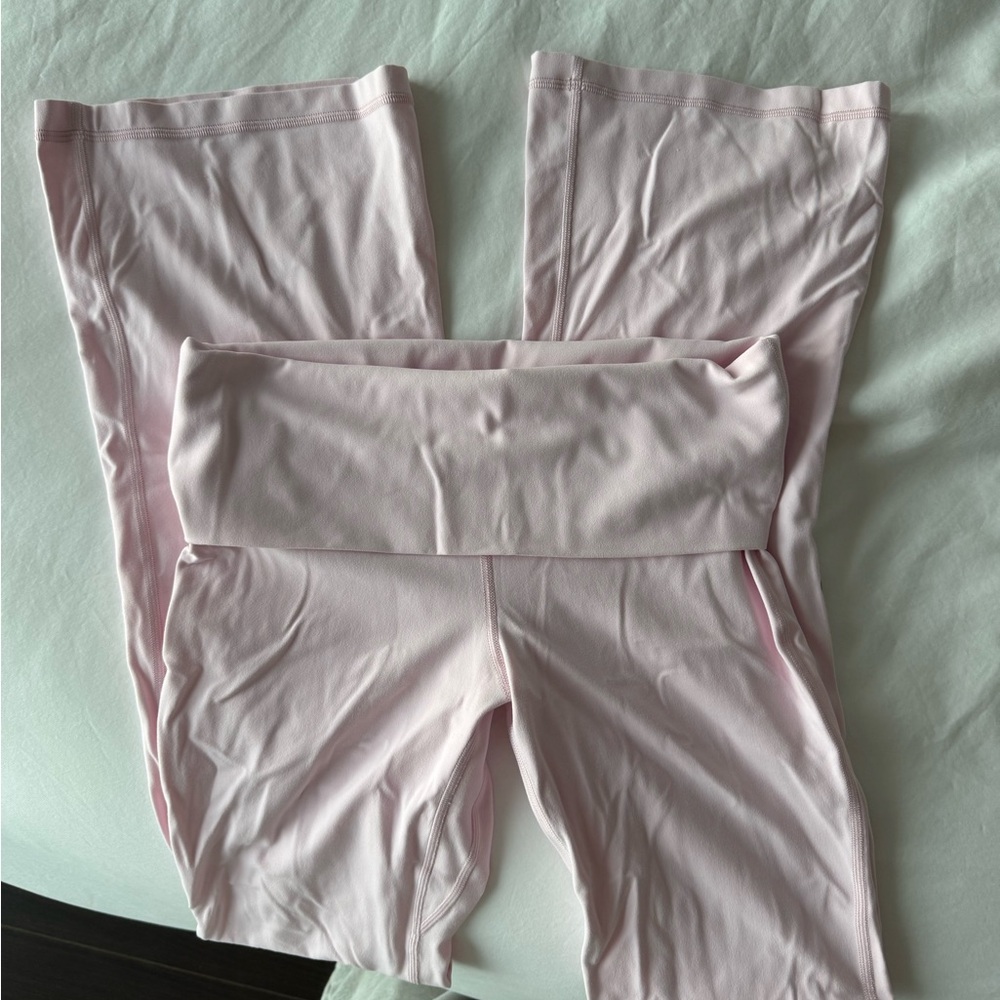 Aritzia Butter Foldover Flare leggings with matching halter tank in vanilla pink - Picture 2 of 6